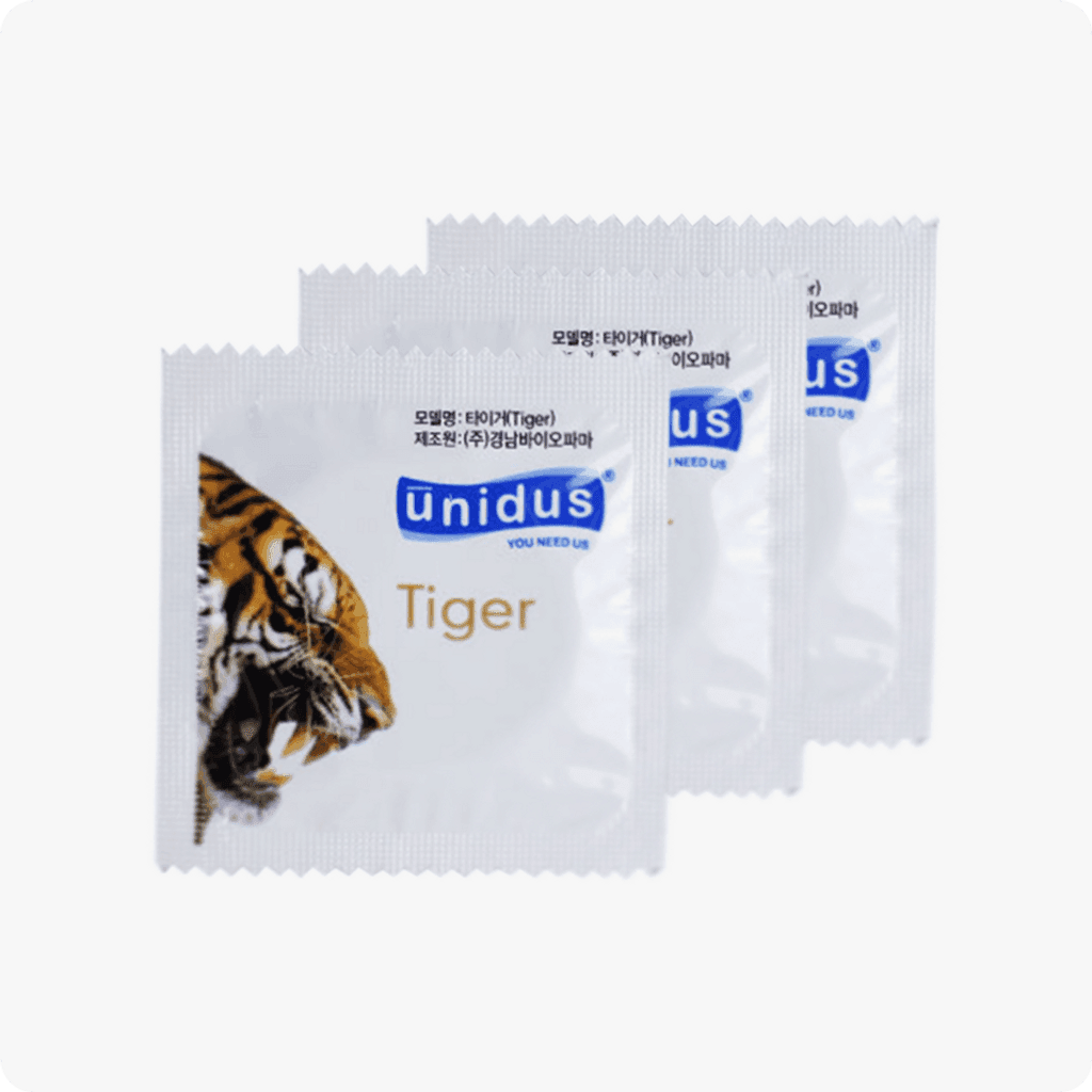 유니더스 이노센스 호랑이 타이거 (초박+리얼형) 10p 미리보기 1